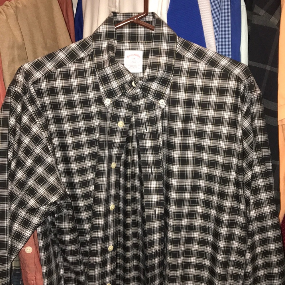 Brooks brothers barely worn button down
